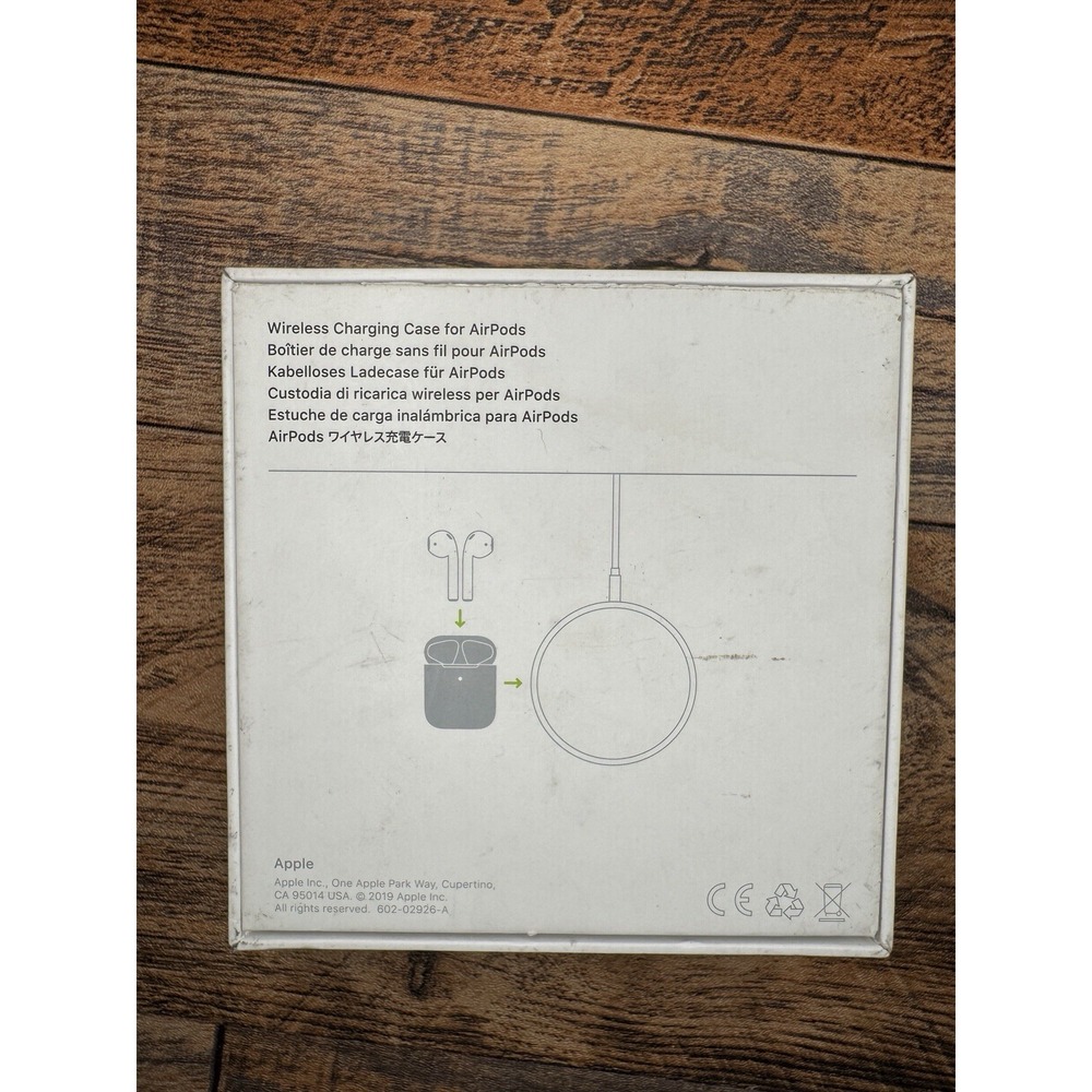 Genuine Apple AirPods 1st & 2nd Gen Replacement Charging Case TESTED WORKS A1938 - Picture 4 of 5